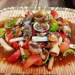 ตำไหลบัวหอยแครง