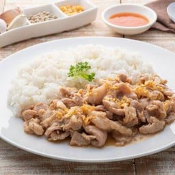 หมูทอดกระเทียมราดข้าว