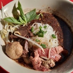 ฉ่ำ สเต๊ก  (Juicy Steak) หน้าบ้าน