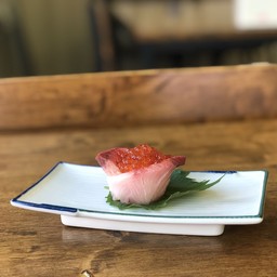 HAMACHI-IKURA SUSHI