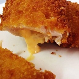 สเต็กไก่ชีส