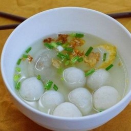 เกาเหลาน้ำ พิเศษ