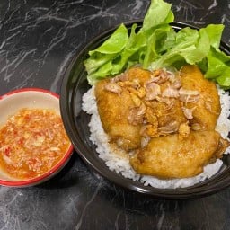 ร้านไก่ซอทน้ำปลาน้ำจิ้มรสเด็ด by FERN