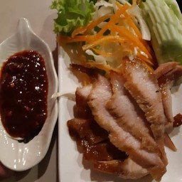 คอหมูย่าง