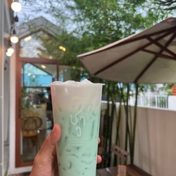 ทะเลสีฟ้า (นมสดมิ้นท์)