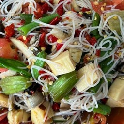 ส้มตำสมหวัง ในเมือง ถนนอินจันทร์ณรงค์