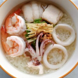 ข้าวต้มทะเลทรงเครื่อง