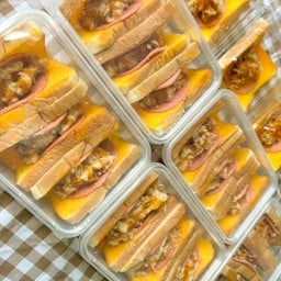 บ้านขะ-หนมตัวกลม