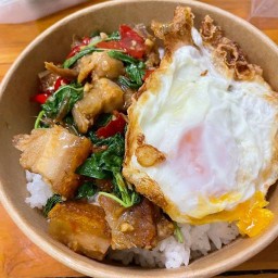 โอ้!กะเพราหอม (อาหารตามสั่ง)