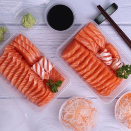 Salmon Bomz