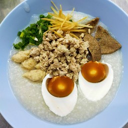โจ๊กหมู + ไข่เค็ม