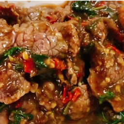กระเพราเนื้อ