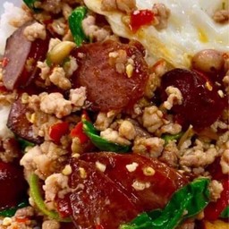 ข้าว กะเพราหมูสับ+กุนเชียง