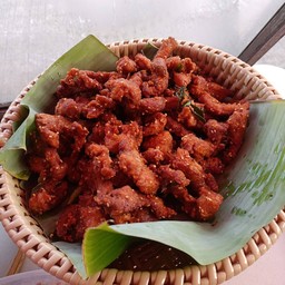 หมูทอดพริกแกง 1 ขีด