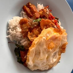 กระเพราคุณย่า สาขา1