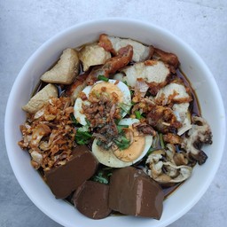 จั๊บจุ๊บจั๊บ ก๋วยจั๊บป้าเล็กวัดลาดสนุ่น