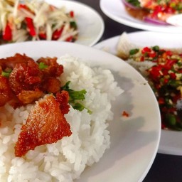 ข้าวคอหมูทอด