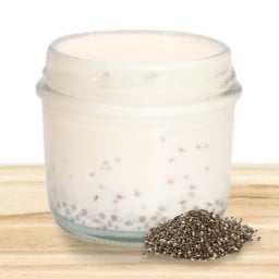 โยเกิร์ตเมล็ดเจีย chia seed yogurt