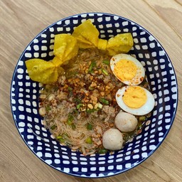 ก๋วยเตี๋ยวต้มยำหมู