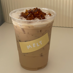 milk tea (with brown sugar jelly)