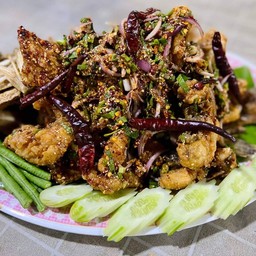 ลาบกะพงทอด จาน