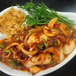 ยำหอยนางรมใส่กุ้งลวกพริกเผา