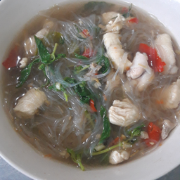 แกงไก่ใส่วุ้นเส้น