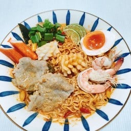 เด้ง เด้ง ไข่ข้น&ยำแซ่บ หัวหิน