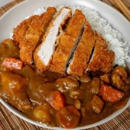 ครัวตัวเอง ข้าวแกงกะหรี่ไก่กรอบ(ขออภัยในความล่าช้าแม่ค้าทำคนเดียวนะคะ )