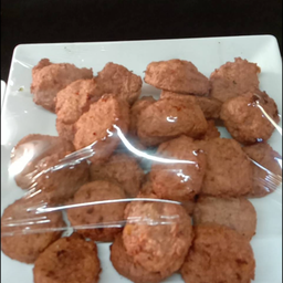 หมูทอดกระเทียมวุ้นเส้น