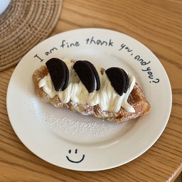 Oreo Whipping cream Croffle