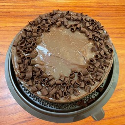 Chocolate Fudge Cake 2 Ponds