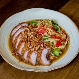 ตำคอหมูทอดมาม่า  Tum Kor Moo Tod Mama