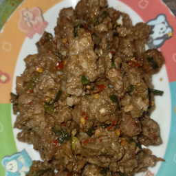 ก้อยหมูคั่วผัดน้ำมัน