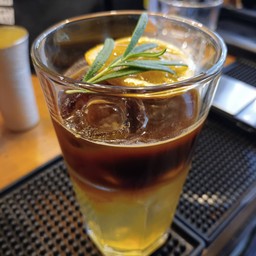 อเมริกาโน่ฮันนี่เลม่อน (Honey Lemon Coffee)