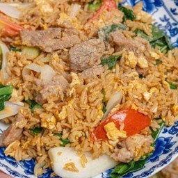 ข้าวผัดหมู