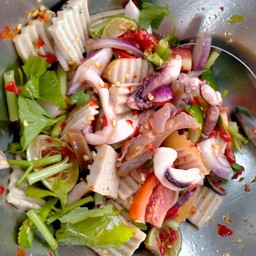 ยำแล้วแต่จะสั่ง