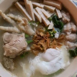 ก๋วยจั๊บญวน ข้าวปุ้นน้ำวัว อร่อยเวอร์