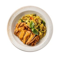 ขนมจีนผัดแกงเขียวหวานแห้ง ไก่