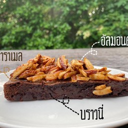 บราวนี่อัลมอนด์