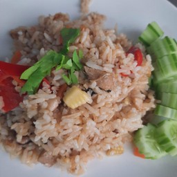 ข้าวผัดปลาเค็ม