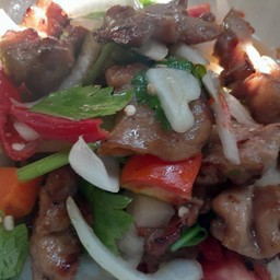 ยำหมูย่าง
