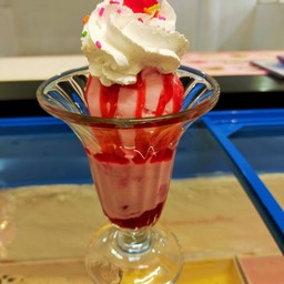 ไอศกรีม(ศูนย์อาหารแม็คโคร)