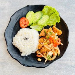ข้าวยำไก่แซ่บ