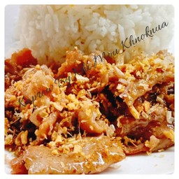 หมูกระเทียม