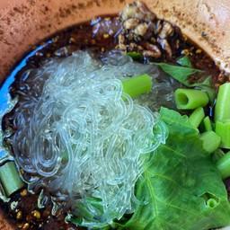 วุ้นเส้นหมูน้ำตกไม่พริก