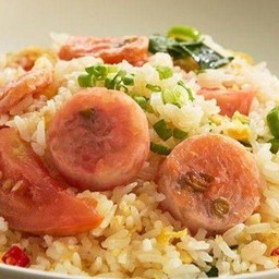ข้าวผัดแหนม