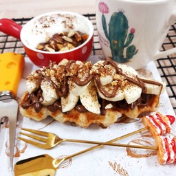 นูเทลล่า+กล้วย+อัลมอนด์