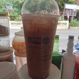 หญิงนุ้ยกาแฟโบราณ