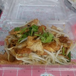 ผัดไท หอยทอด ลุงอ๊อด เจ้าเก่า